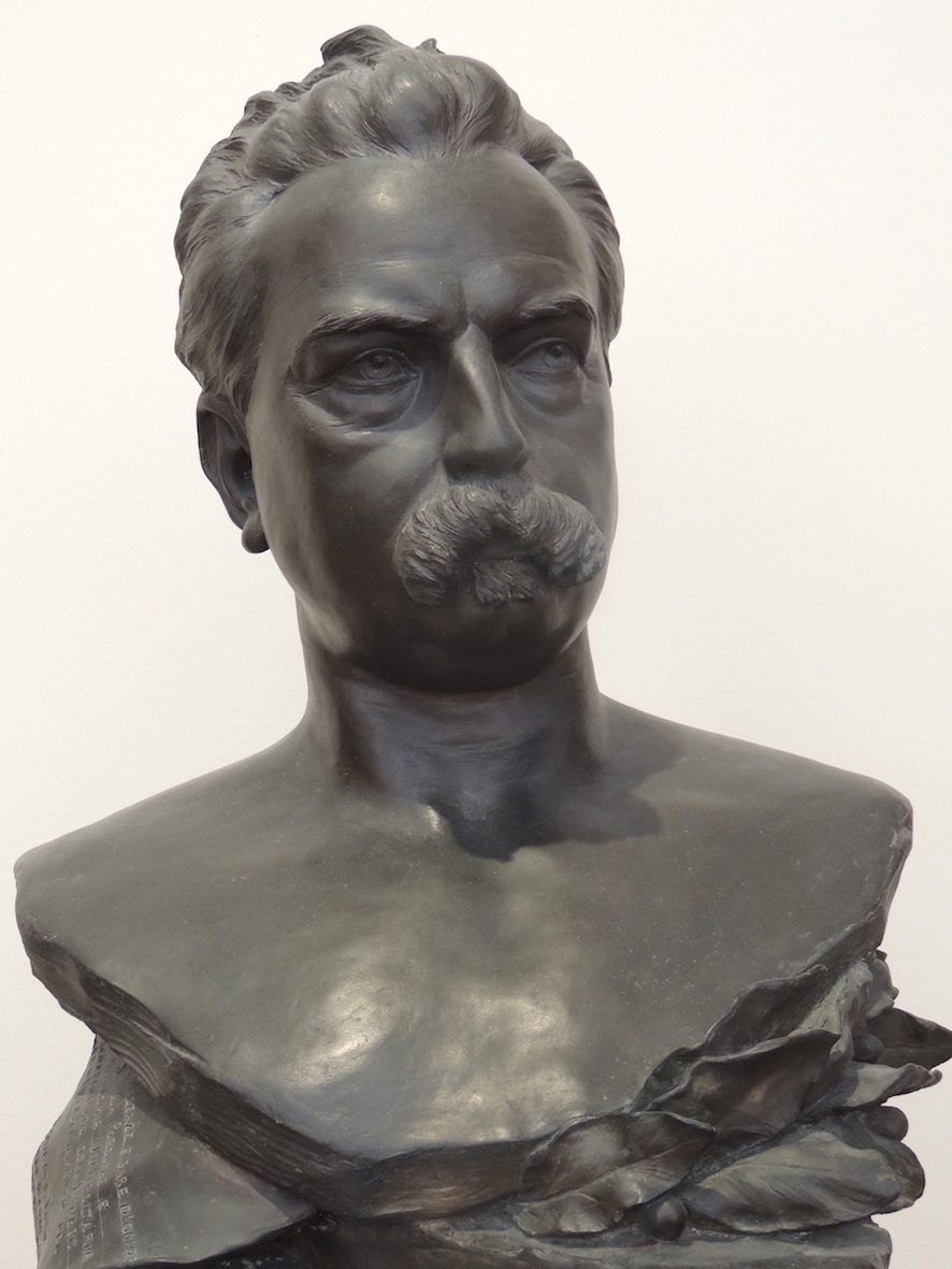 Guido Baccelli's bronze bust - 09.JPG
